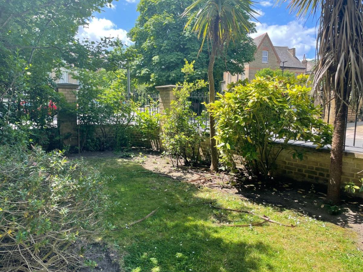 Charming Apartment In Chiswick 伦敦 外观 照片